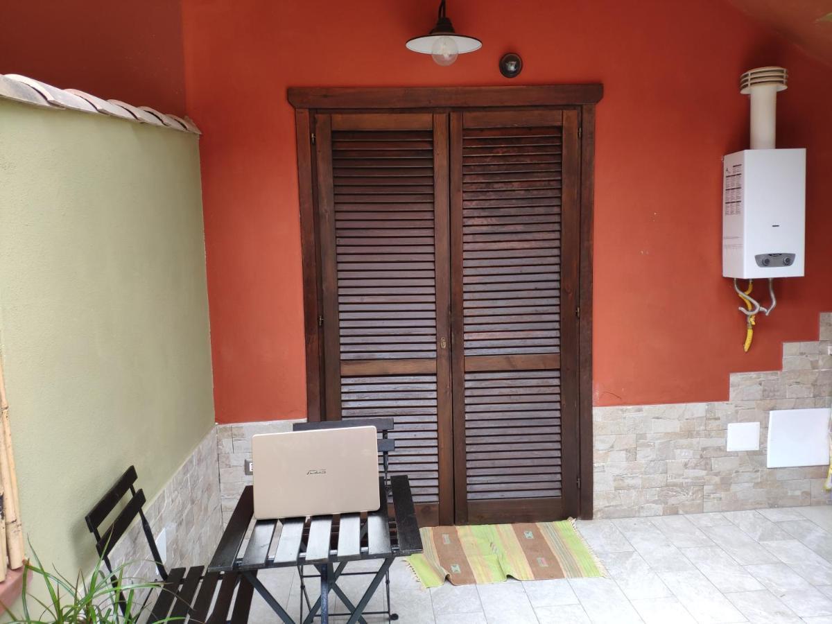 Vila La Casa Dei Poeti Villasimius Exteriér fotografie