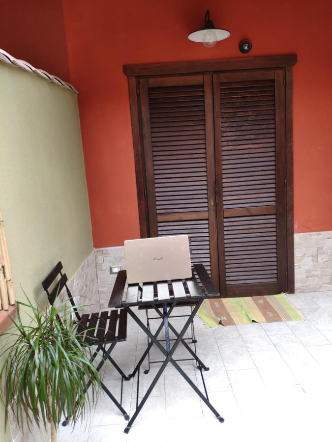Vila La Casa Dei Poeti Villasimius Exteriér fotografie