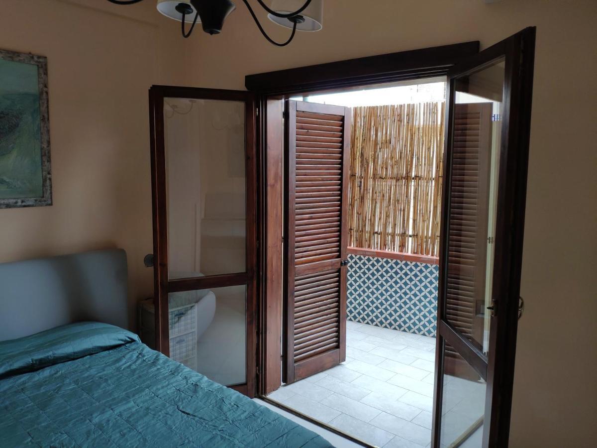 Vila La Casa Dei Poeti Villasimius Exteriér fotografie